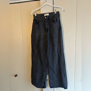 Abercrombie The Wide Leg Highwasted. Size 24